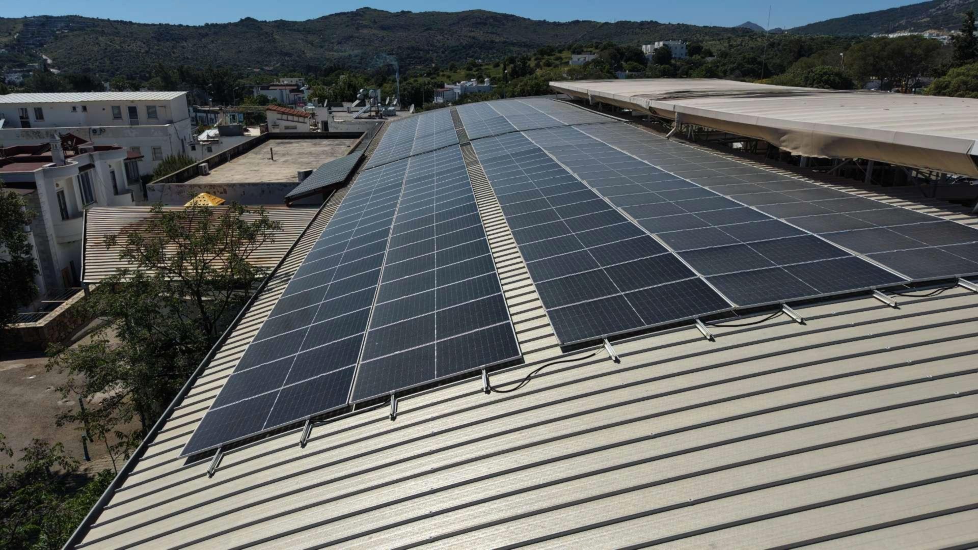 BİTEZ PAZAR YERİ GES PROJESİNDE ENERJİ VERİMLİLİĞİ ARTIYOR