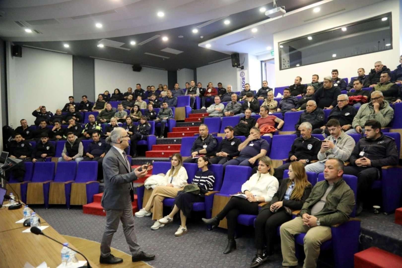 KALİTELİ HİZMET İÇİN EĞİTİMLERİMİZ SÜRÜYOR